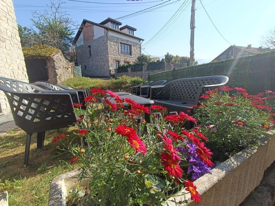 Romantico Acogedor Apartamento En リャネス エクステリア 写真