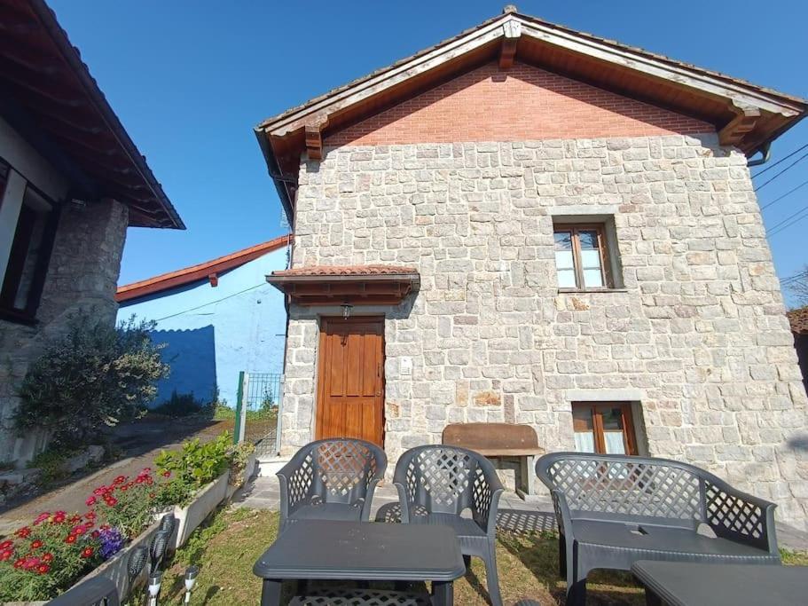 Romantico Acogedor Apartamento En リャネス エクステリア 写真