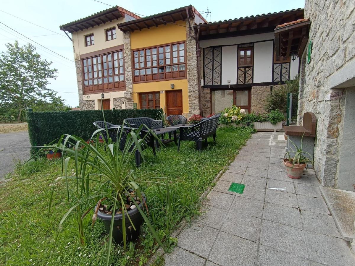 Romantico Acogedor Apartamento En リャネス エクステリア 写真